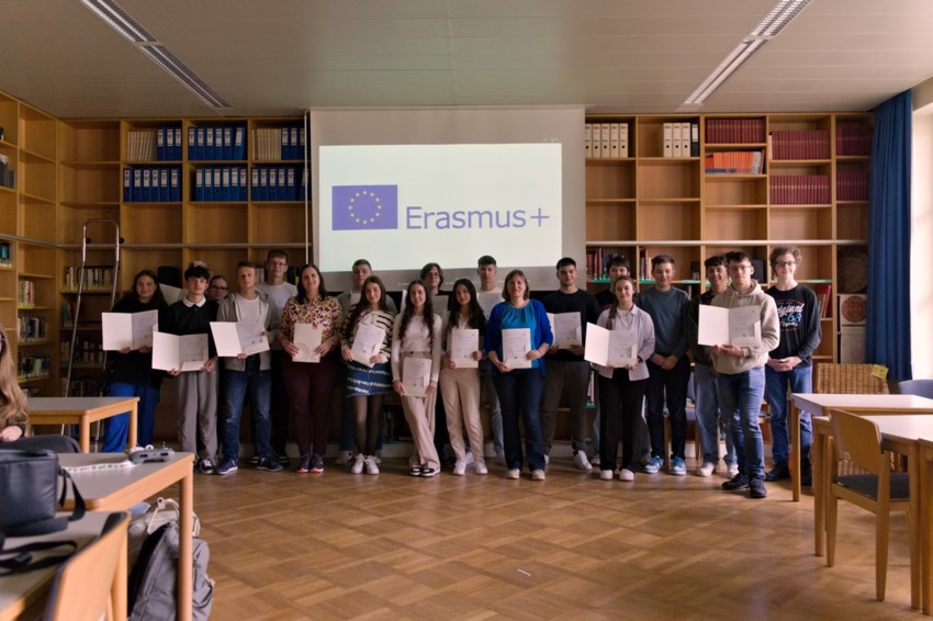 erasmus-4